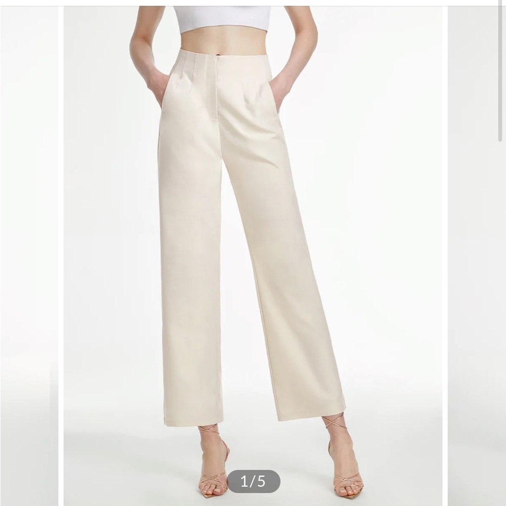 Commense NWT High Waisted Cropped Trousers Cream XS